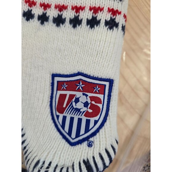USA Soccer Beanie Hat With Pom & Tassels  Official US Merchandise - Picture 5 of 8